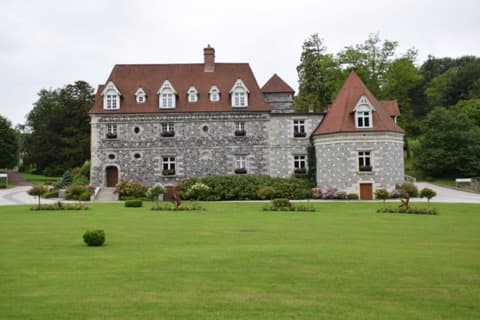 Ramoneur Rouxmesnil-Bouteilles